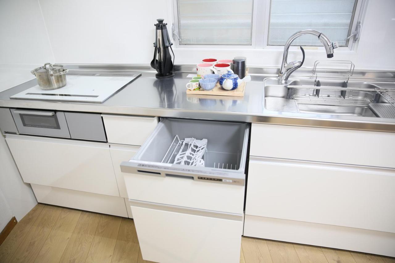 Shinjuku 5-Room Family House Tokyo Exterior photo